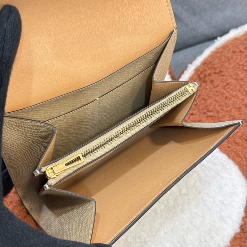 愛馬仕康康短夾 奶油白🧁-9