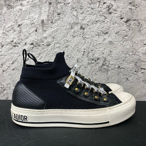 Dior 高幫板鞋 尺碼：36 碼 附件：無