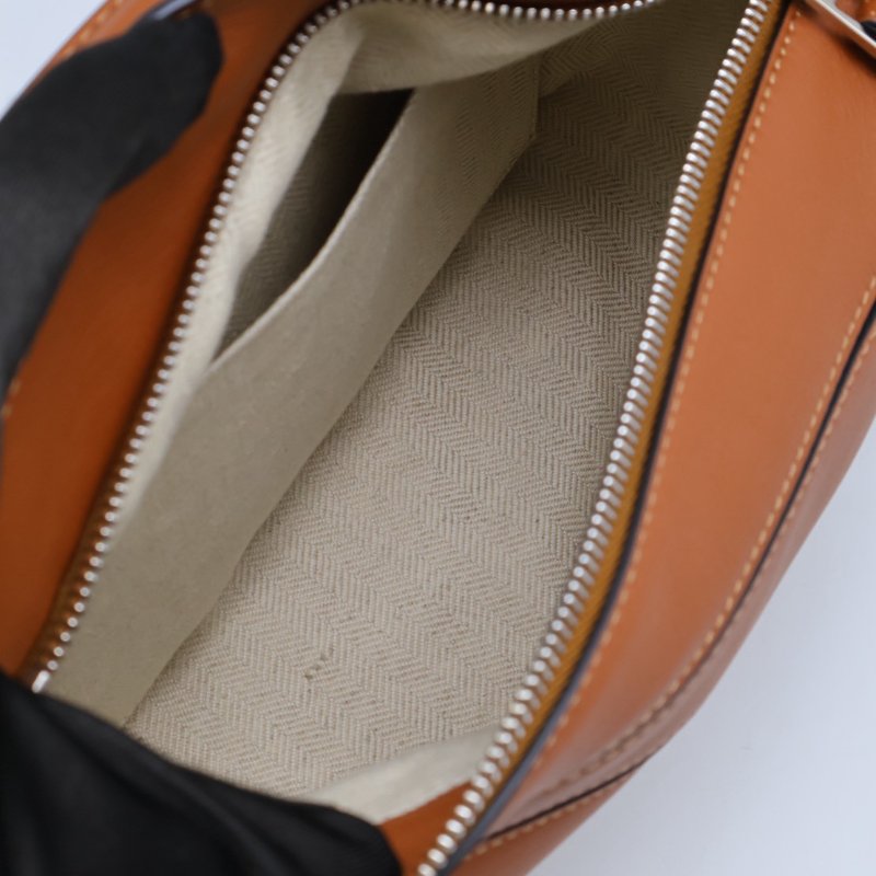 LOEWE Puzzle小牛皮手袋 - 小號棕色-8