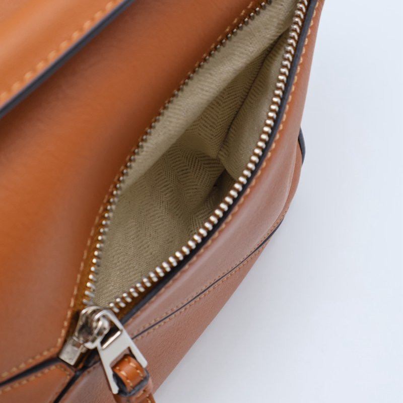 LOEWE Puzzle小牛皮手袋 - 小號棕色-10