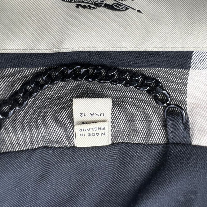 Burberry 短款雙排釦風衣-13