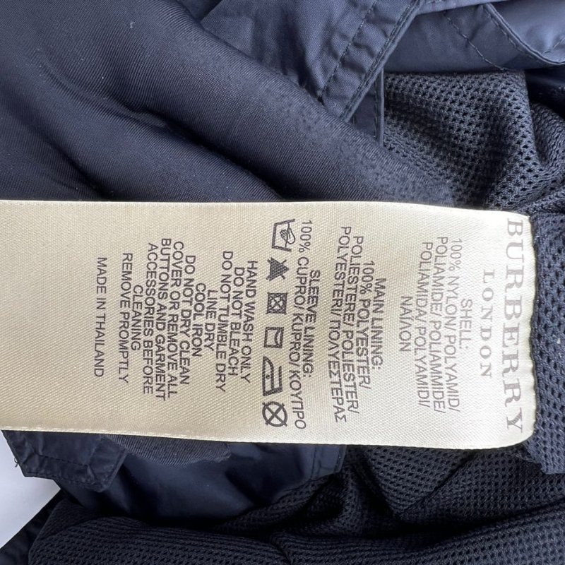 Burberry 輕薄款風衣-8