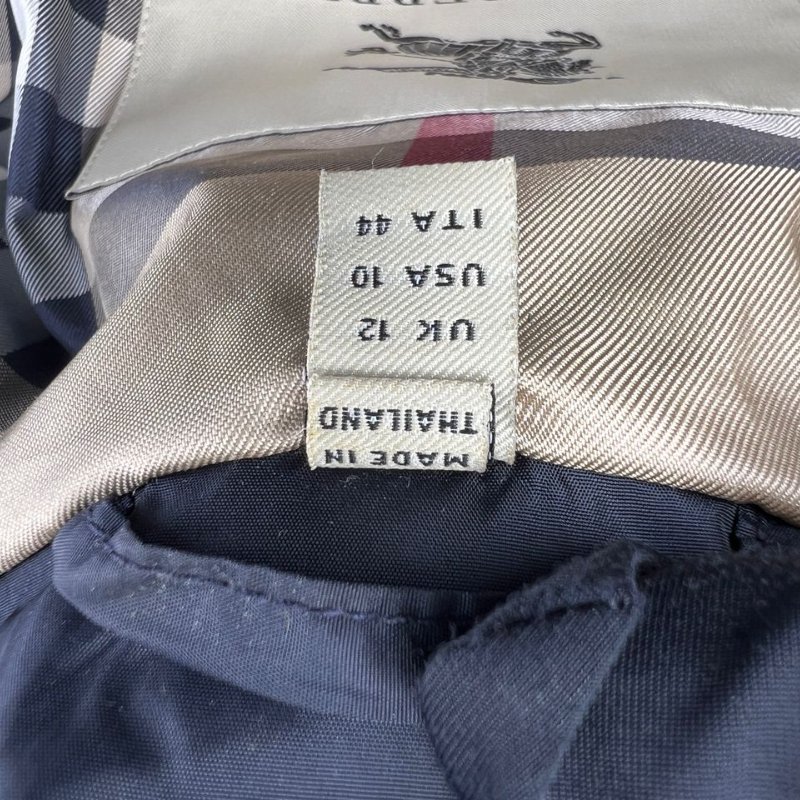 Burberry 輕薄款風衣-10