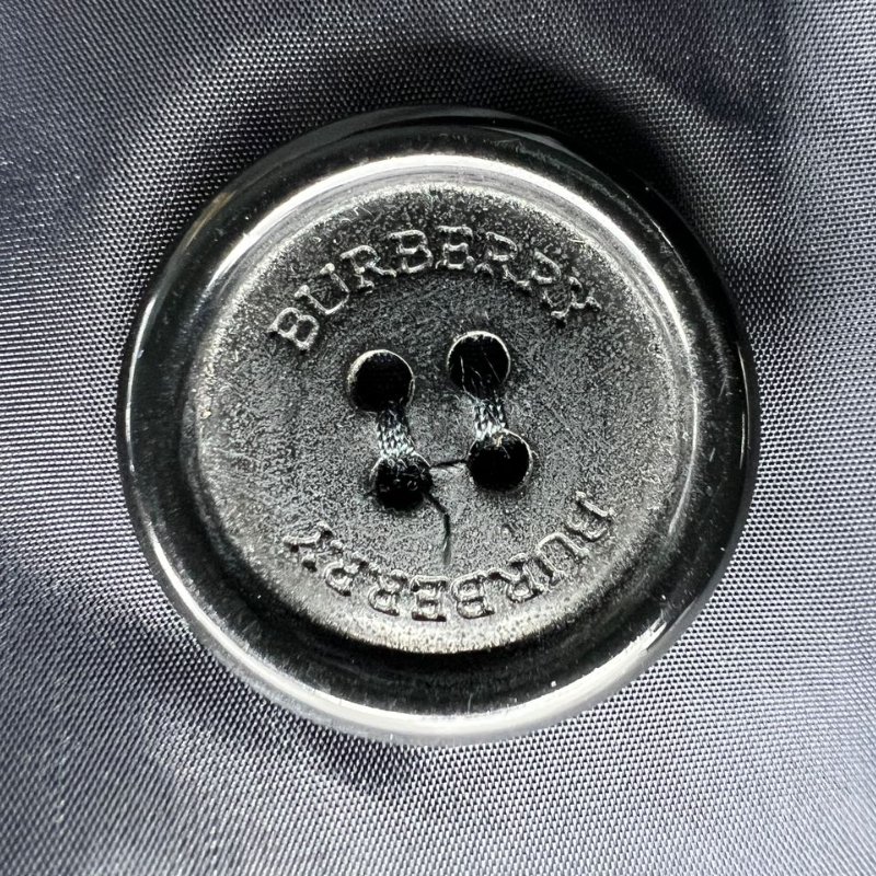 Burberry 輕薄款風衣-13