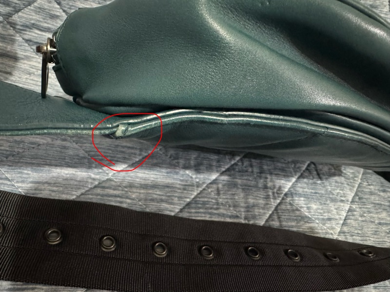 二手 BV BOTTEGA VENETA 綠色編織牛皮拉鍊腰包 胸口包 腰包 胸背包-5