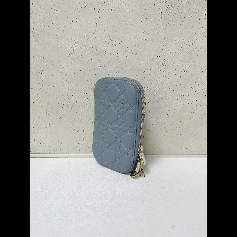 Dior 雾霾藍藤格紋羊皮鏈條手機包-2