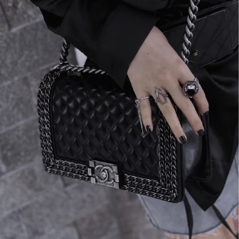 限量款超低價😍Chanel香奈兒黑銀滾邊鏈條牛皮leboy單肩斜挎包