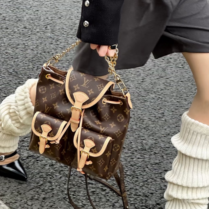 實用主義看過來✨Lv路易威登新款晶片款老花Excursion青蛙包雙肩包手提包-6