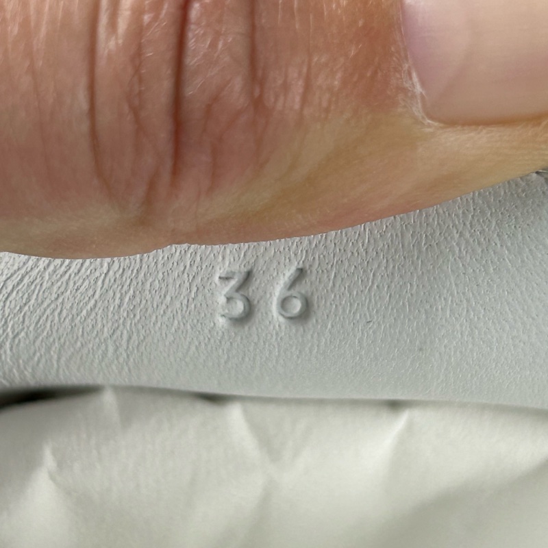 Hermes愛馬仕白色Kelly銀扣樂福鞋 尺碼36-4