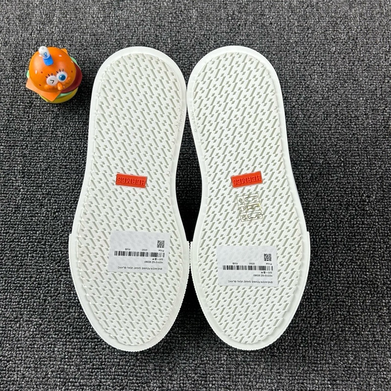 Hermes愛馬仕白色Kelly銀扣樂福鞋 尺碼36-11