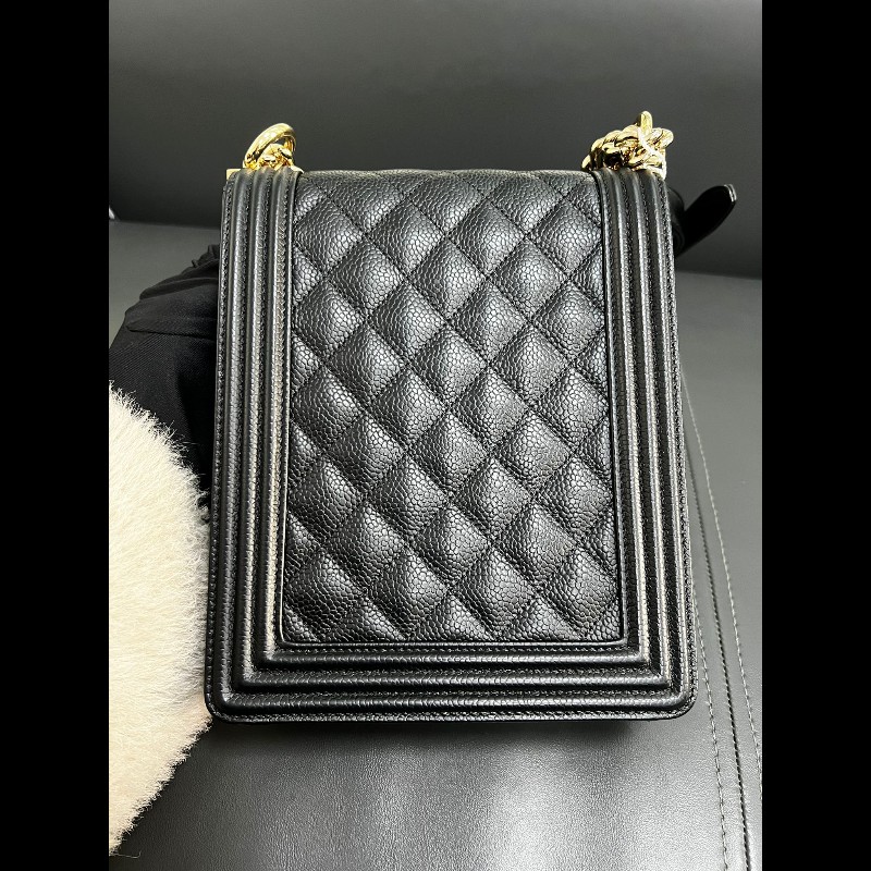 Chanel Boy Bag
直版Leboy-1