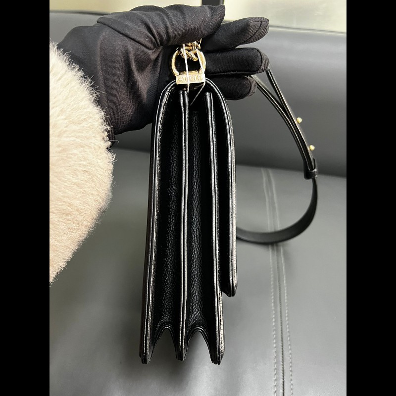 Chanel Boy Bag
直版Leboy-4