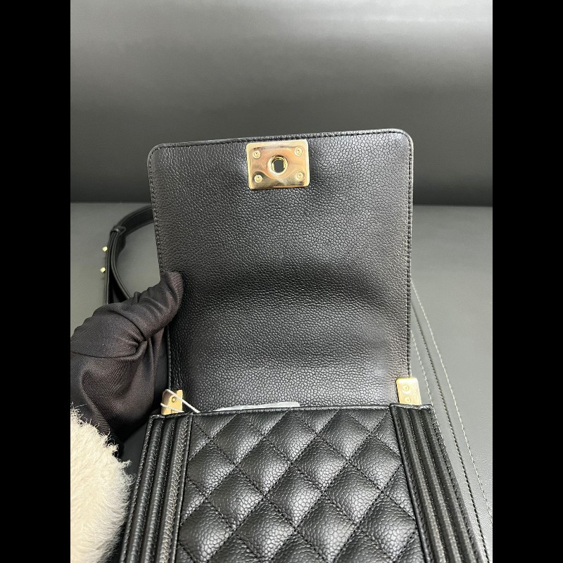 Chanel Boy Bag
直版Leboy-10