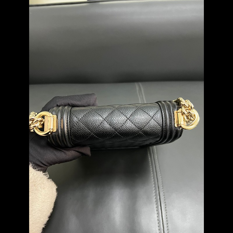 Chanel Boy Bag
直版Leboy-18