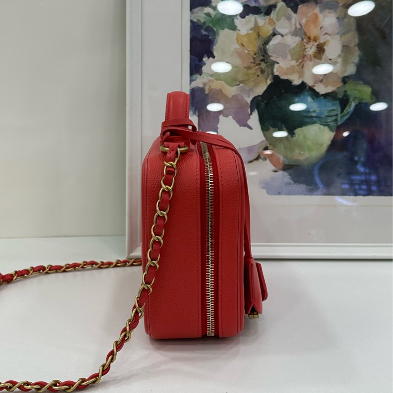 Chanel 香奈兒 Vanity 相機包中號，紅色金扣荔枝牛皮，28開 尺寸21*15.5*8.5-4
