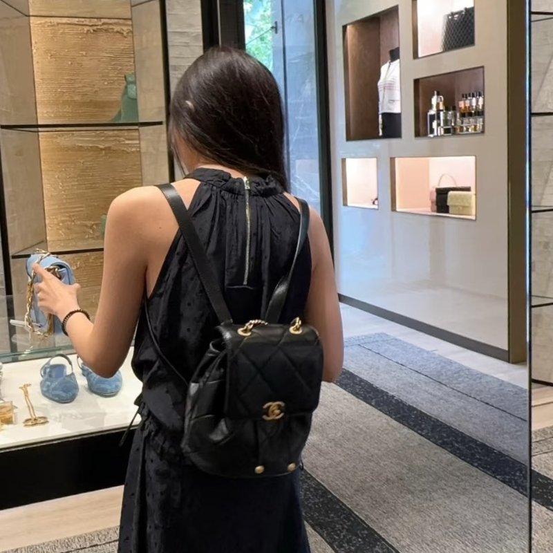 CHANEL 24S字母鍊後背包 - 黑金-1