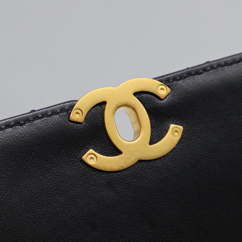 CHANEL 24S字母鍊後背包 - 黑金-13