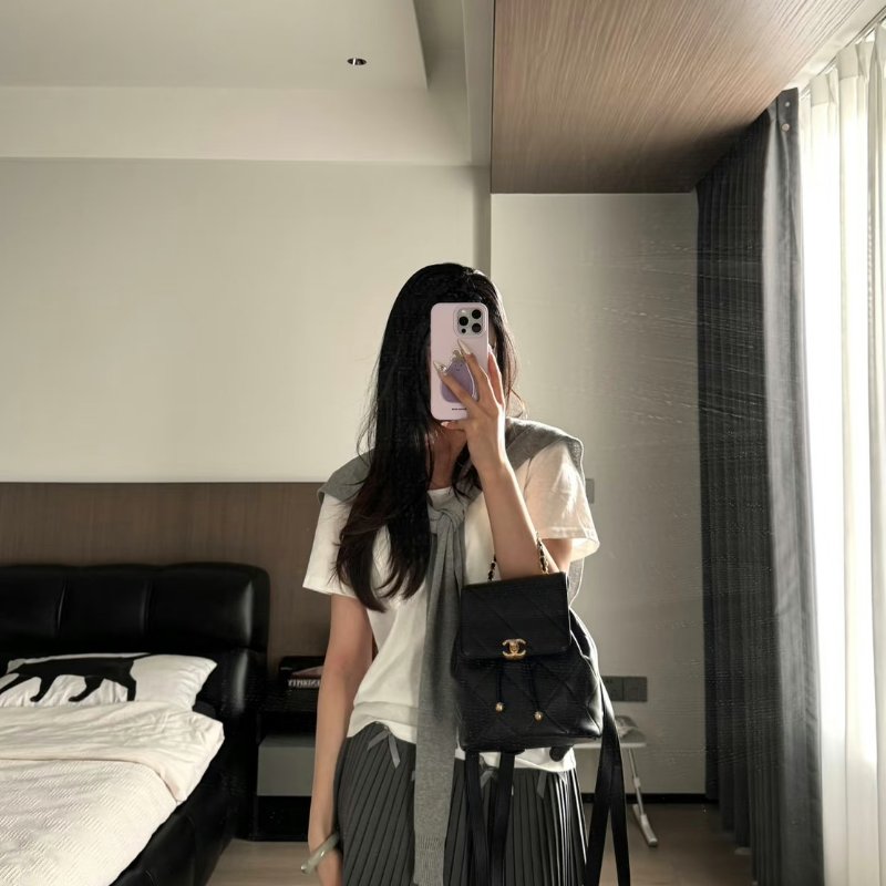 CHANEL 24S字母鍊後背包 - 黑金-23