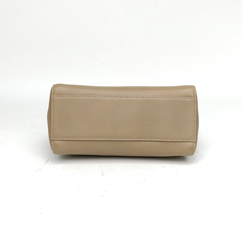 FENDI PEEKABOOMini23cm褐色牛皮銀扣肩背包-3