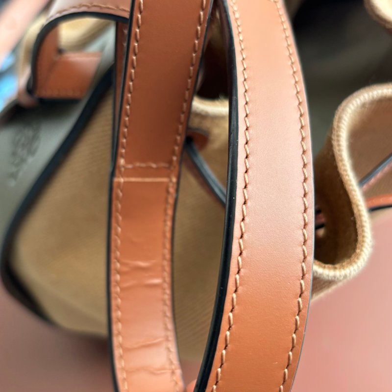 ::LOEWE:: Balloon 卡其色帆布拼接橄欖綠牛皮水桶包 氣球包  Canvas & Leather Bucket Bag-13