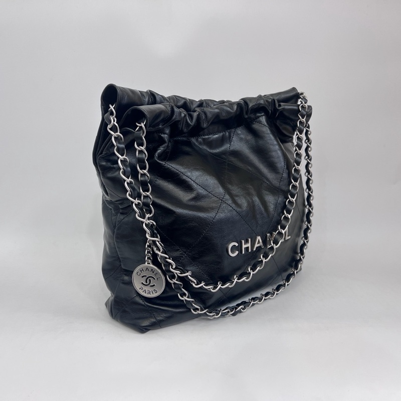 Chanel 黑牛皮銀釦22小號AS3260-3