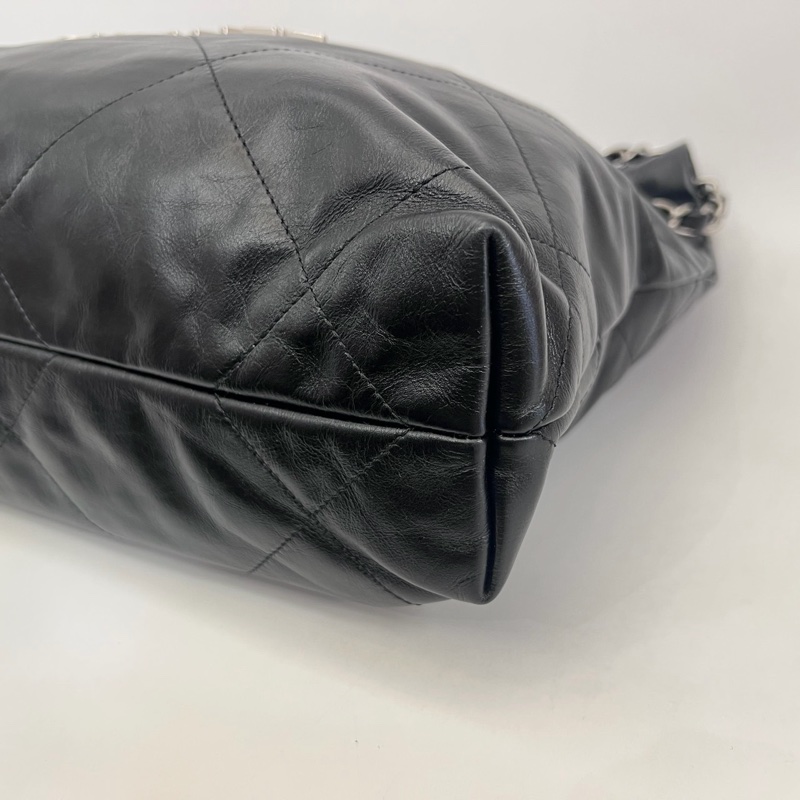 Chanel 黑牛皮銀釦22小號AS3260-6