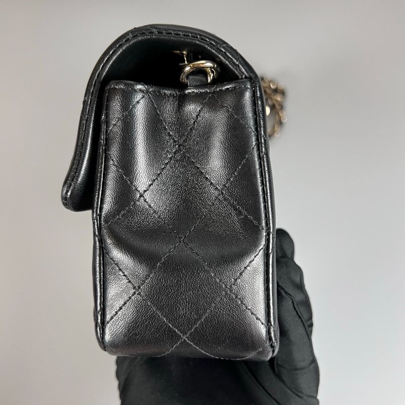 CHANEL CF20羊皮黑淡金鍊包 A69900/晶片款-2
