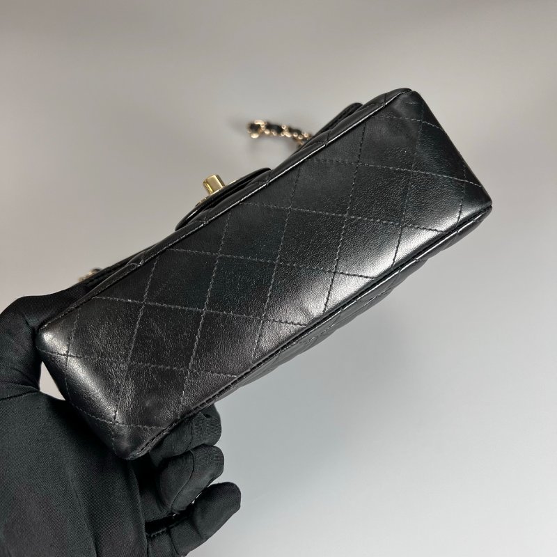 CHANEL CF20羊皮黑淡金鍊包 A69900/晶片款-4