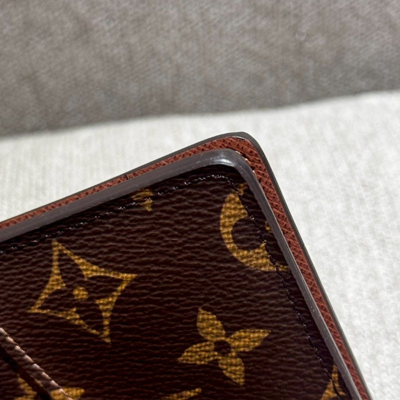 Louis Vuitton  經典老花 對折卡片夾-10