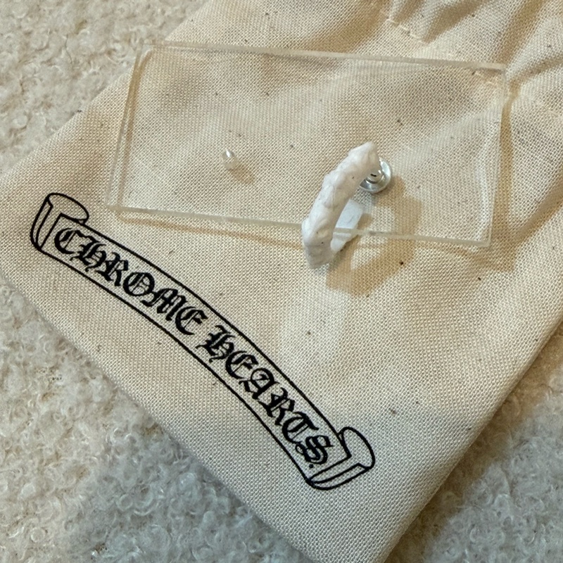 Chrome Hearts  Silicon earring-3