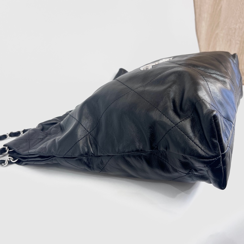 Chanel黑牛皮銀釦22小號肩背包As3260-4