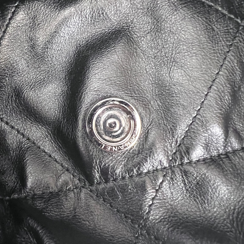 Chanel黑牛皮銀釦22小號肩背包As3260-12
