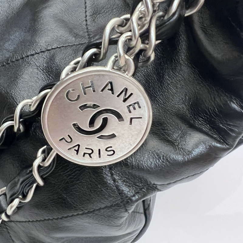 Chanel黑牛皮銀釦22小號肩背包As3260-13