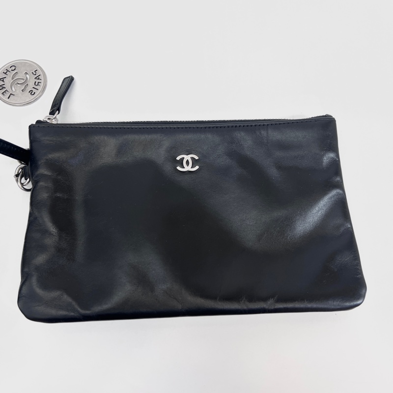 Chanel黑牛皮銀釦22小號肩背包As3260-15