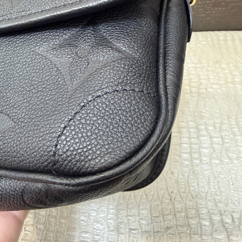 LV 黑牛皮壓紋金釦Diane手提肩斜背包M46386-6