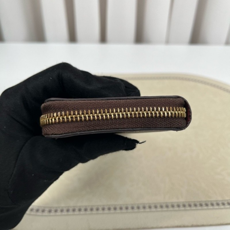 LV路易威登 長款老花拉鏈錢包 紅色內裡 內裡整潔 卡位多 容量大-9