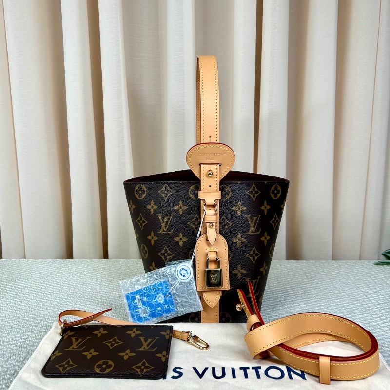 nzx LV路易威登All In BB經典老花水桶包 有子袋 熱門款 兩根肩帶 短肩帶可手提 長肩帶可單肩可斜挎 非常方便 容量實用 日常百搭-5