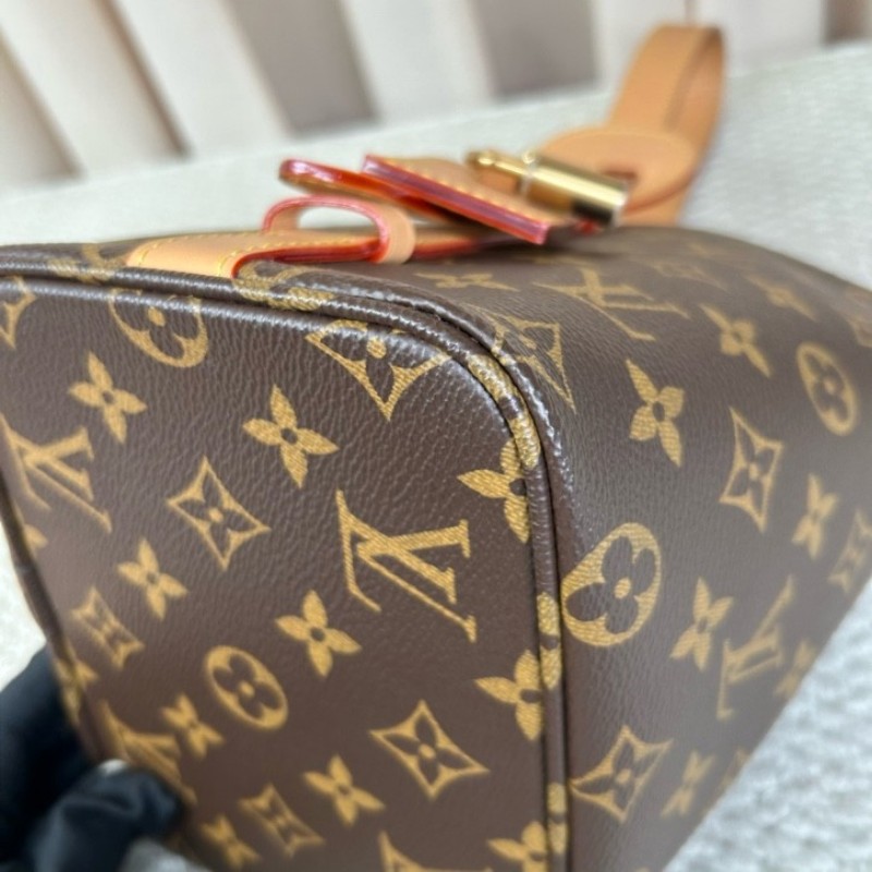 nzx LV路易威登All In BB經典老花水桶包 有子袋 熱門款 兩根肩帶 短肩帶可手提 長肩帶可單肩可斜挎 非常方便 容量實用 日常百搭-8