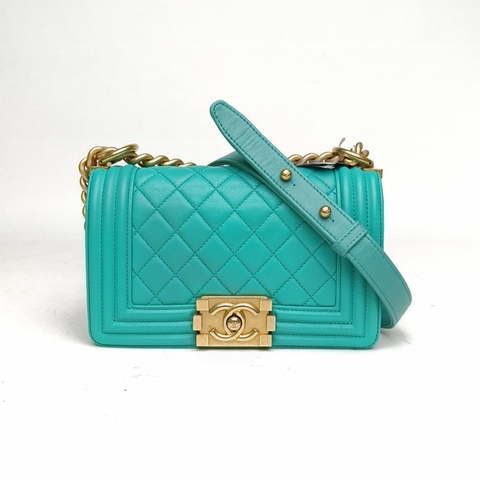 CHANEL Leboy小號綠色牛皮27開金扣肩背包