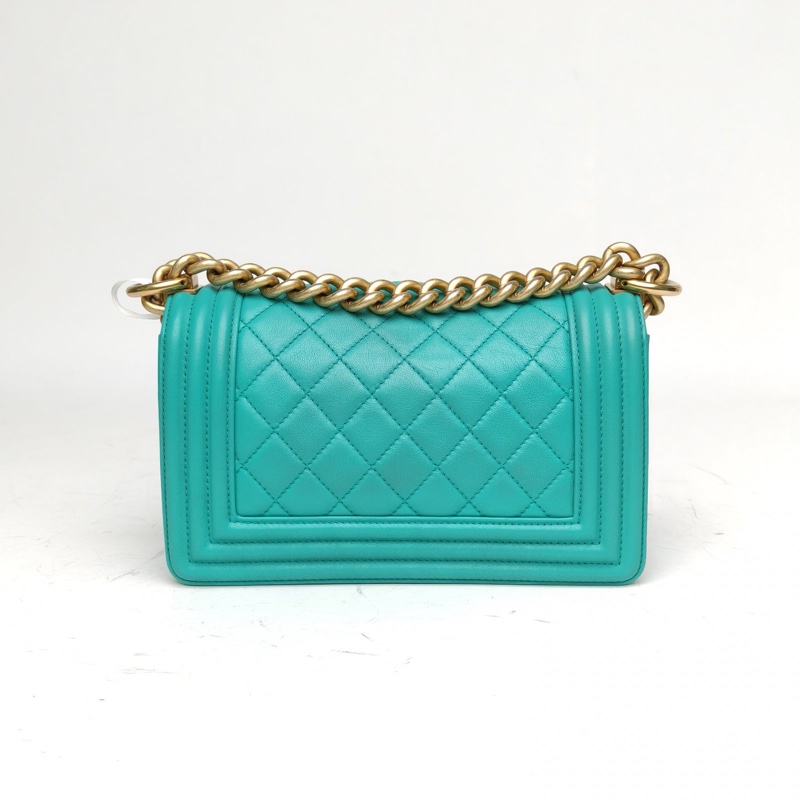 CHANEL Leboy小號綠色牛皮27開金扣肩背包-2