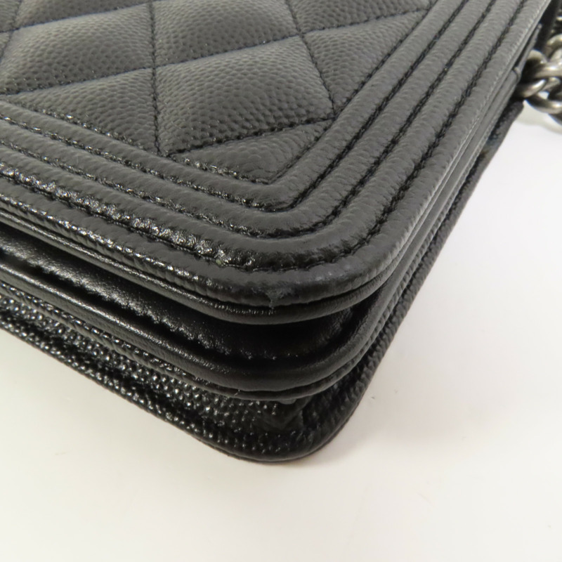 CHANEL 牛皮皮革Boy Woc鏈帶肩背袋-14