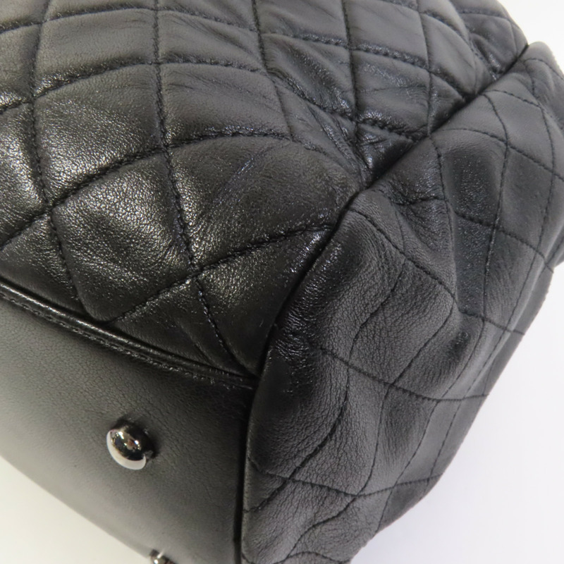 CHANEL 羊皮皮革Chain Shoulder銀扣肩背袋-9