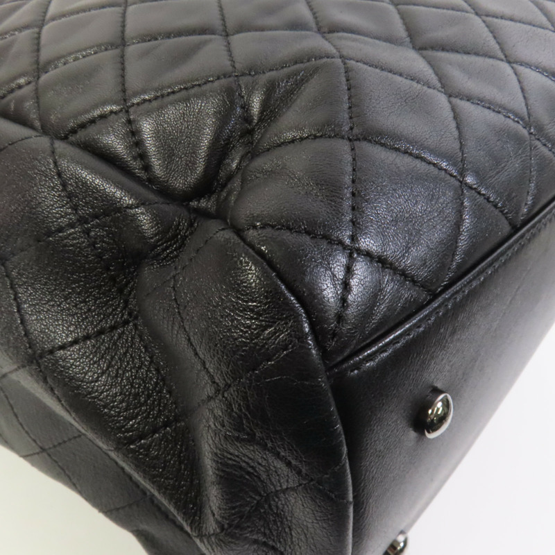 CHANEL 羊皮皮革Chain Shoulder銀扣肩背袋-10