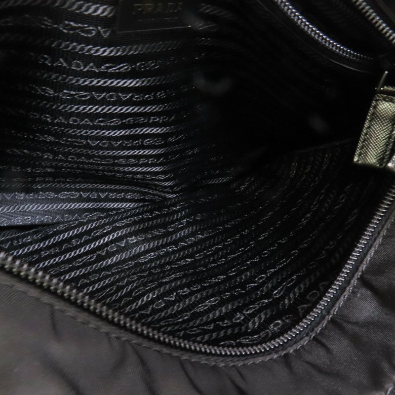 PRADA 尼龍Shoulder Bsg銀扣肩背袋-5