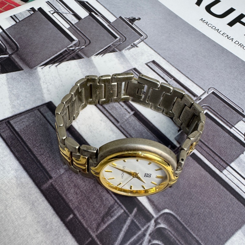 Givenchy 雙色腕錶-6