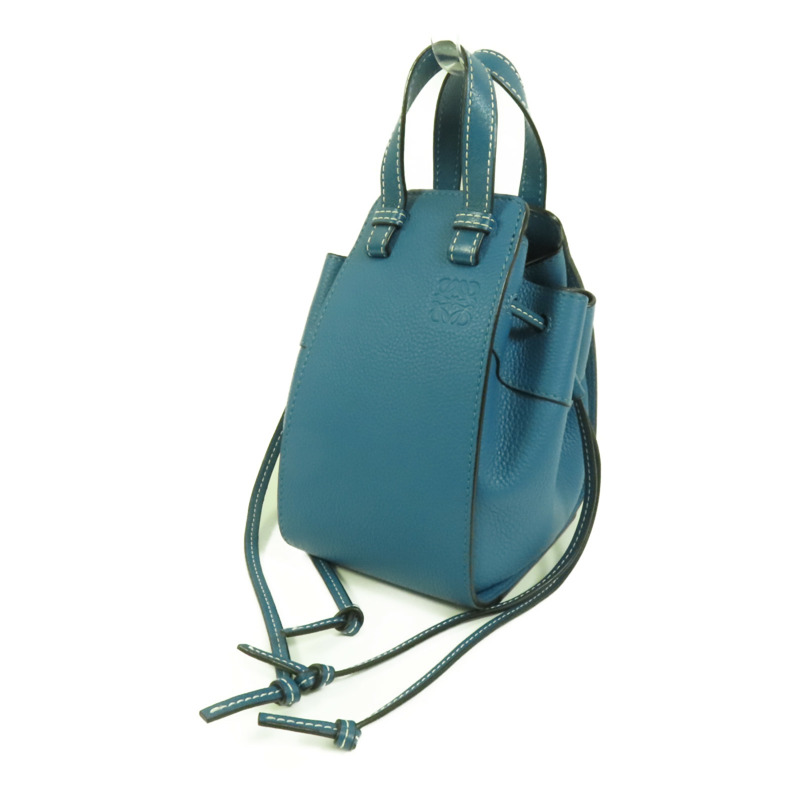 LOEWE 牛皮皮革Mini Hammock Drawstring銀扣手挽肩背兩用袋-2