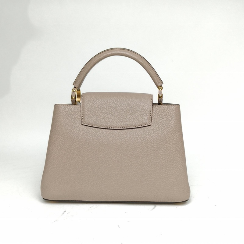 LOUIS VUITTON CapucinesBB27灰色牛皮金扣晶片肩背包-2