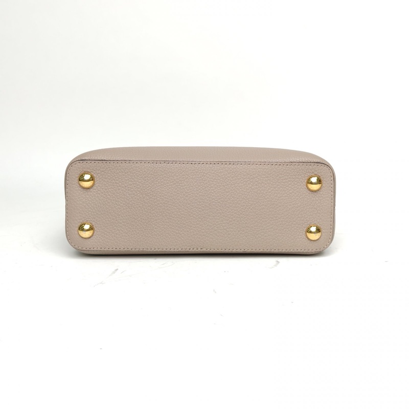 LOUIS VUITTON CapucinesBB27灰色牛皮金扣晶片肩背包-3