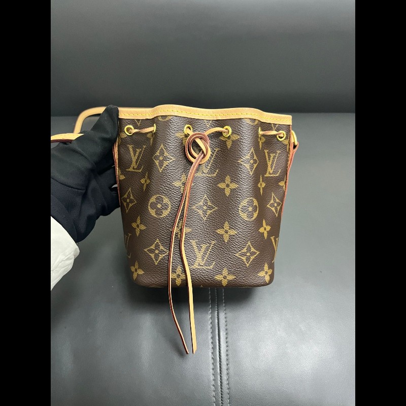 LV nano noe
老花抽繩小水桶-2