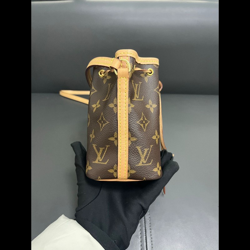 LV nano noe
老花抽繩小水桶-3